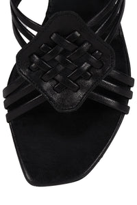 AMENITY Black 4
