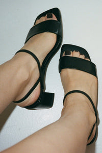 ADAPT Heeled Sandal DV 