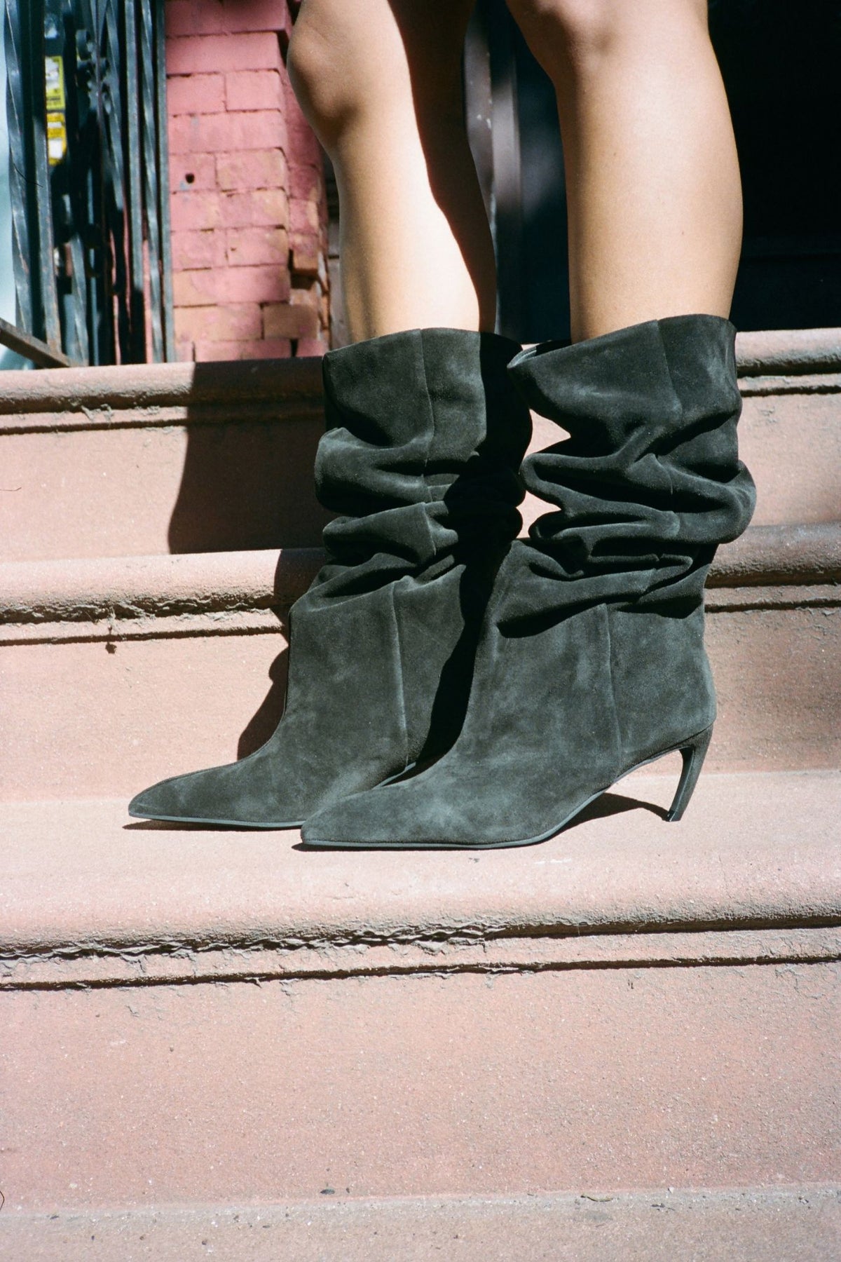 BANGARANG Heeled Slouched Boot Dark Grey Suede _hover