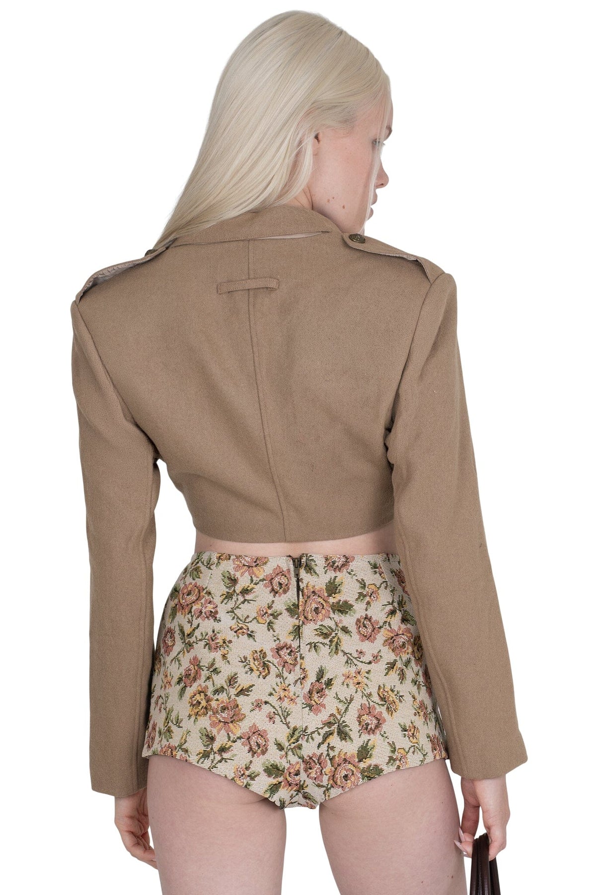 CHEEKZ-T SHORTS Beige Floral Tapestry