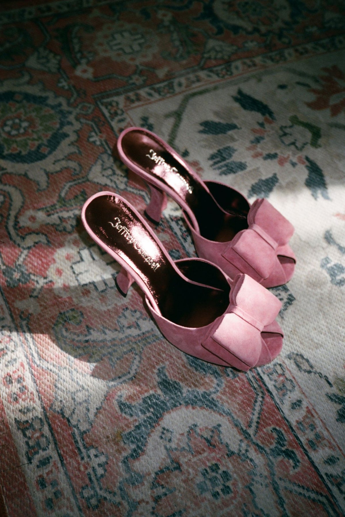 FRESA-BOW Jeffrey Campbell Heeled Sandal Pink Suede _hover