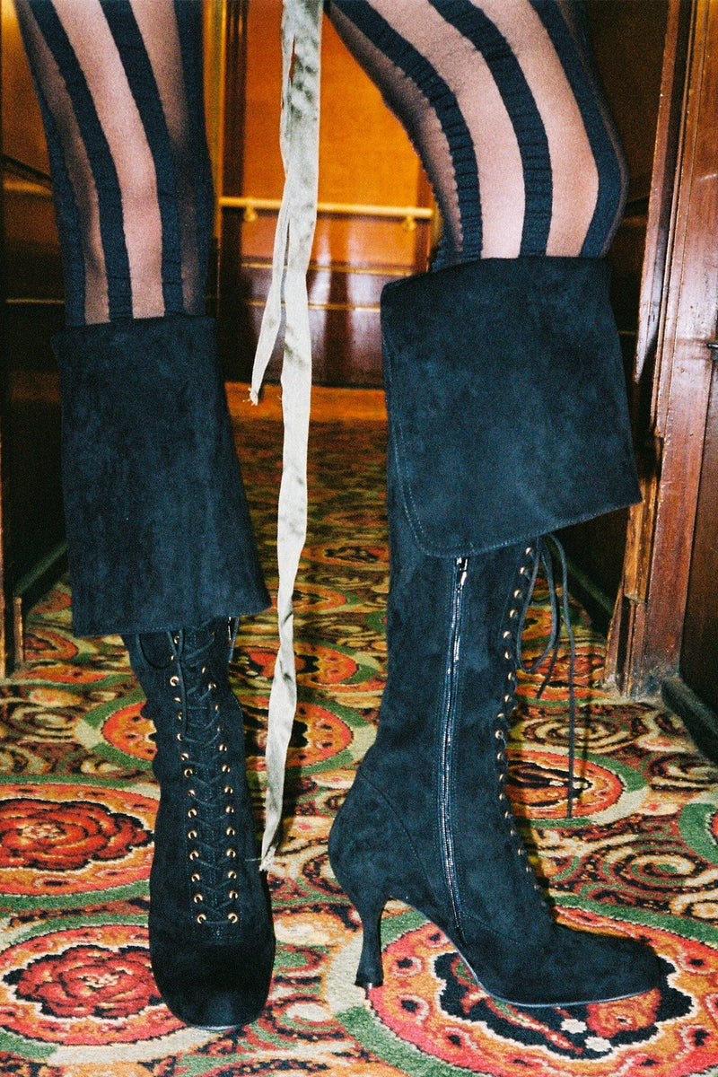 FULL-OUT Jeffrey Campbell Heeled Boot Black Suede