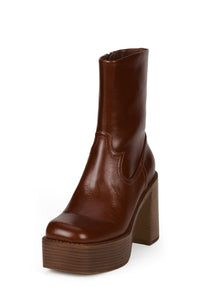 GROUPIE Platform Boot Caramel _hover