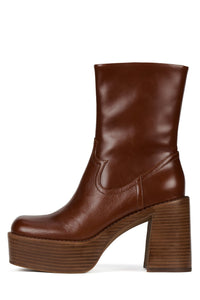 GROUPIE Platform Boot Caramel