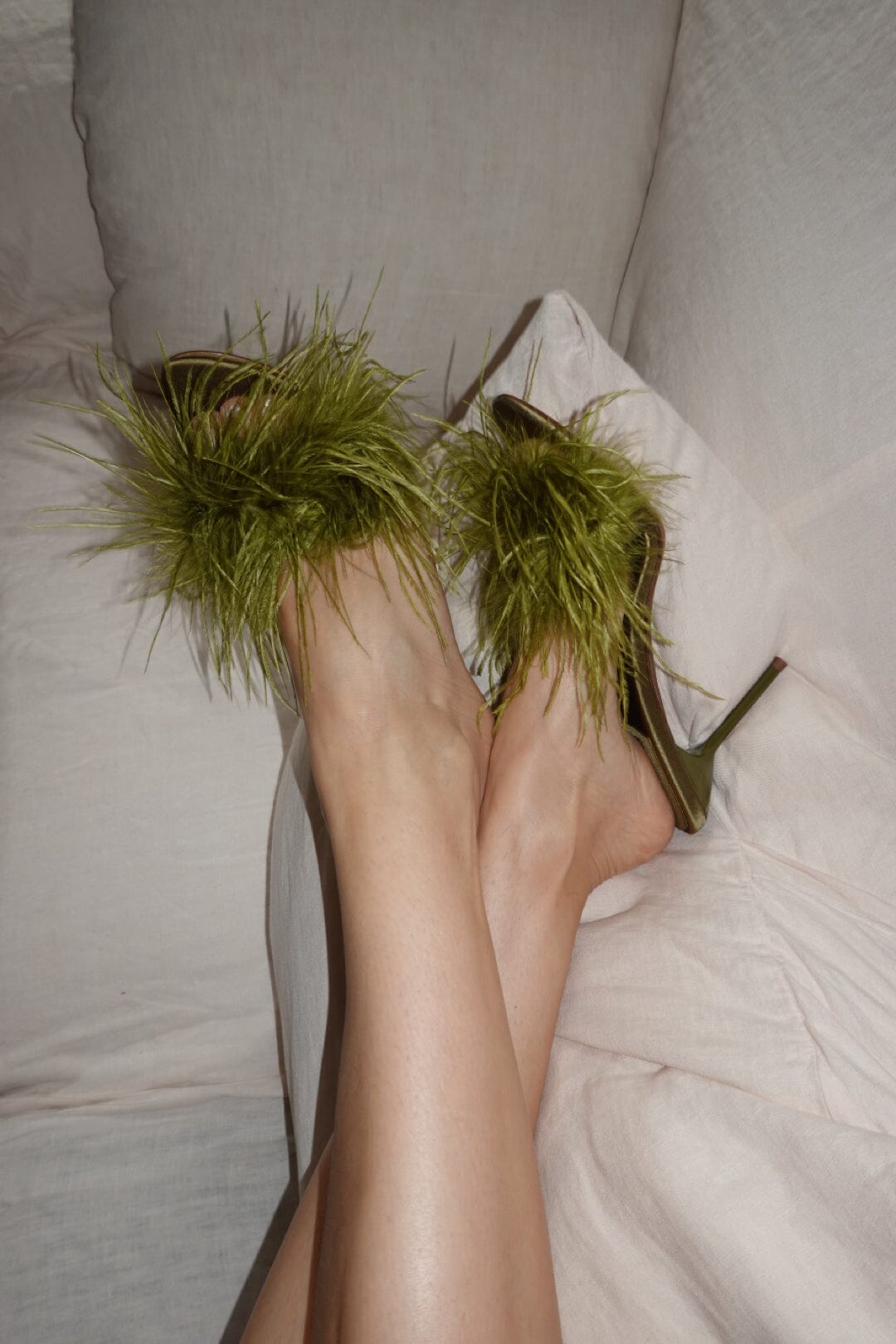 HEY-YA Heeled Mule Green Satin Combo _hover