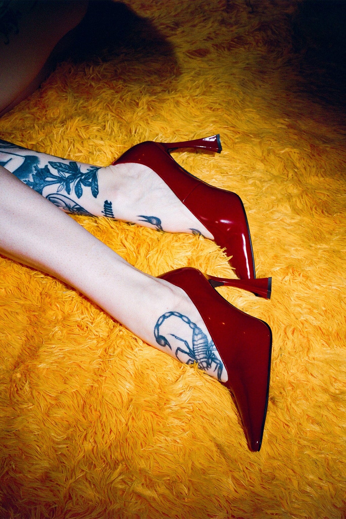 HINTS-H2 Jeffrey Campbell High-Heel Red Box