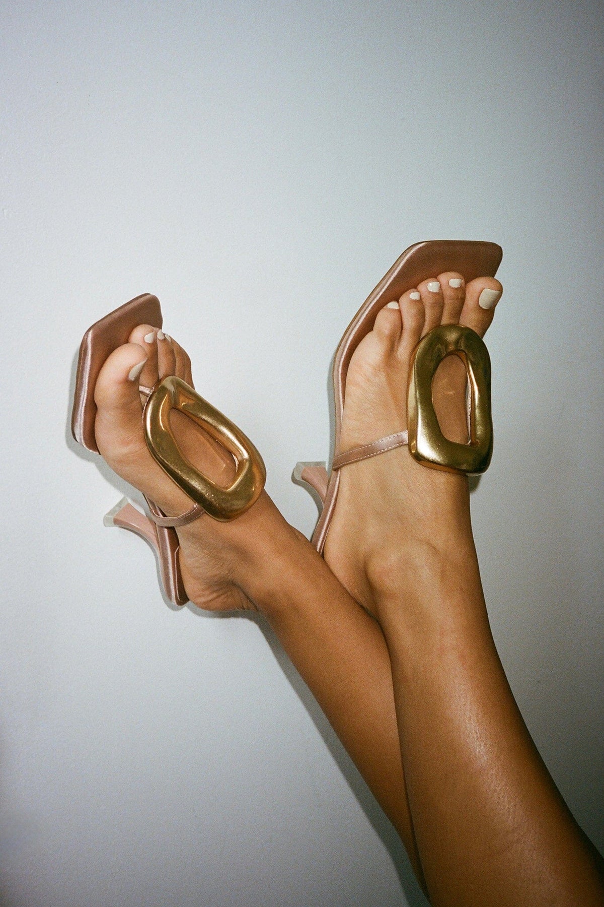 LINQ-UP Jeffrey Campbell Heeled Thong Sandals Gold Gold