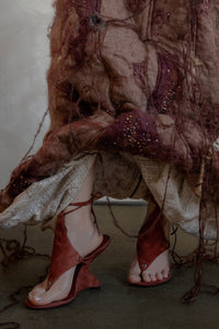 PACHOULI Jeffrey Campbell Strappy Sandals Dusty Red Suede
_hover