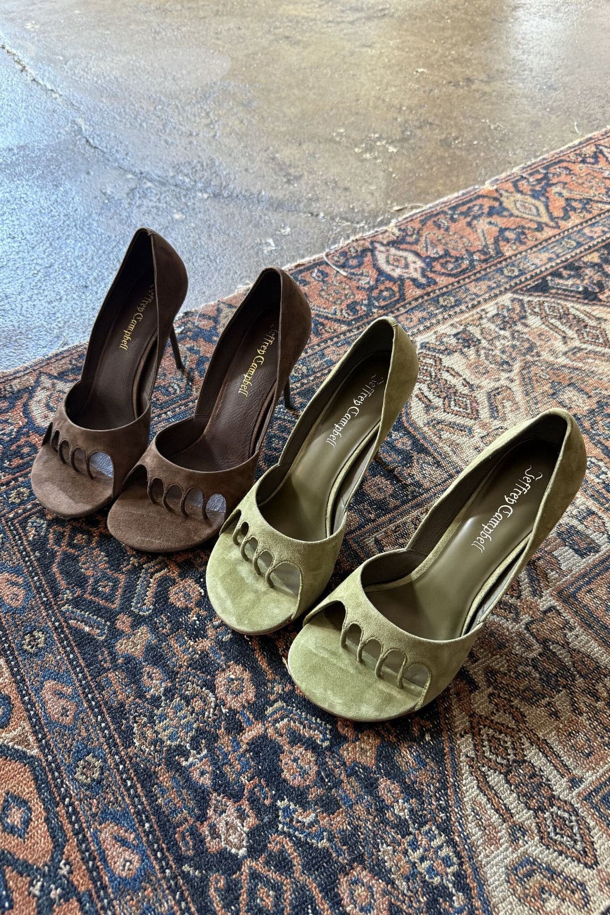 PHASES Coffee Suede 7