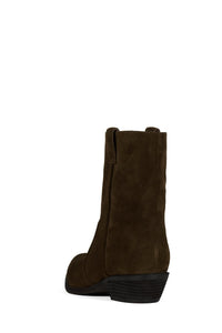 SE-BUSCA Brown Suede