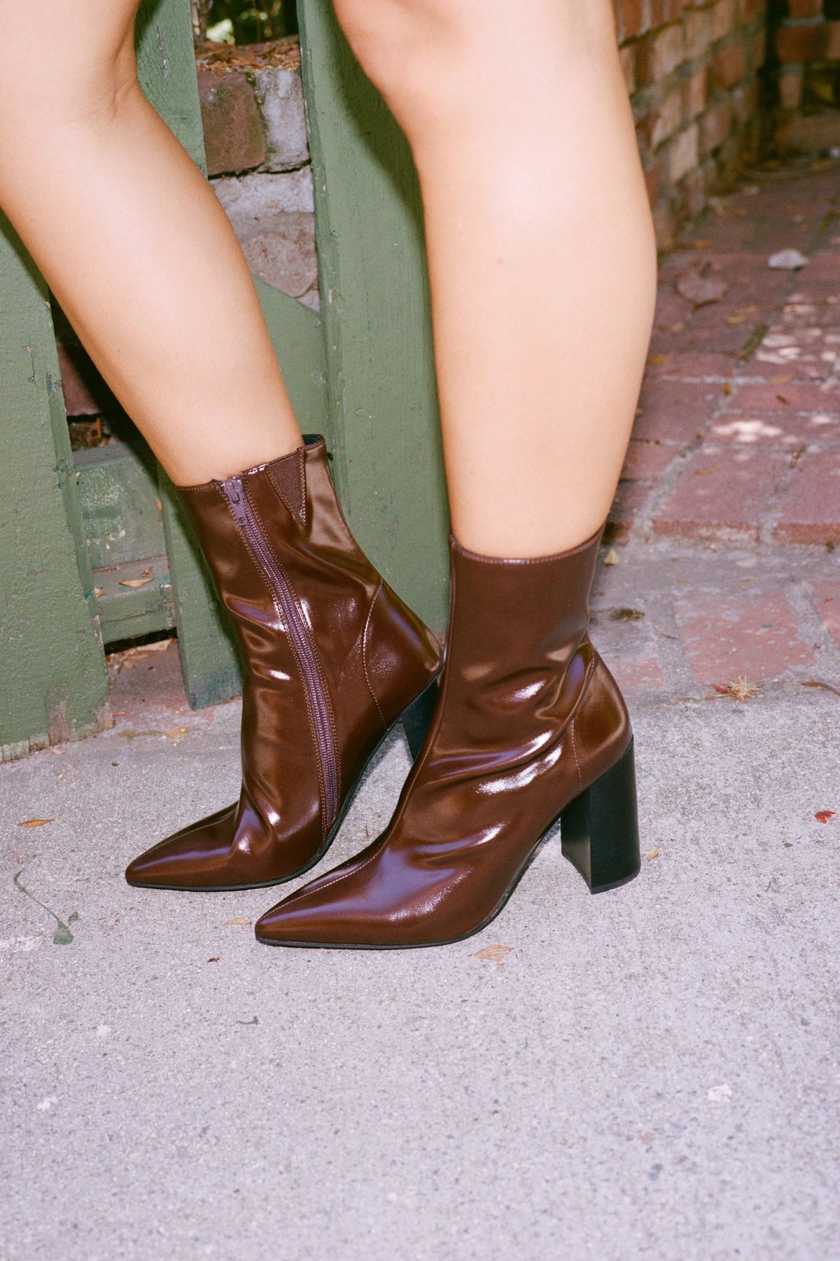 SIREN-24 Jeffrey Campbell Heeled Boot Coffee Wax _hover