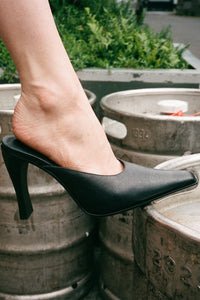 SLEUTH Jeffrey Campbell Heeled Mule Black