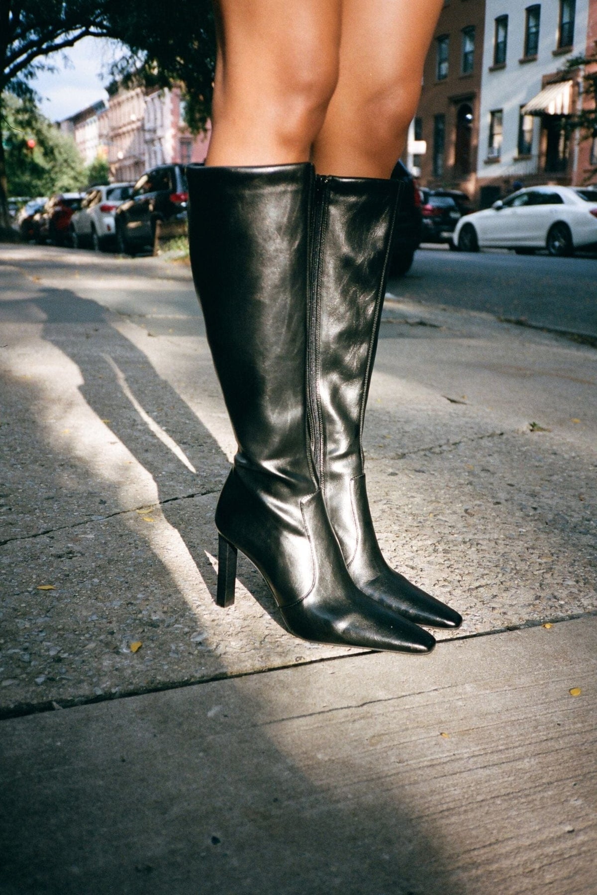SPIRALING Heeled Boot Black _hover