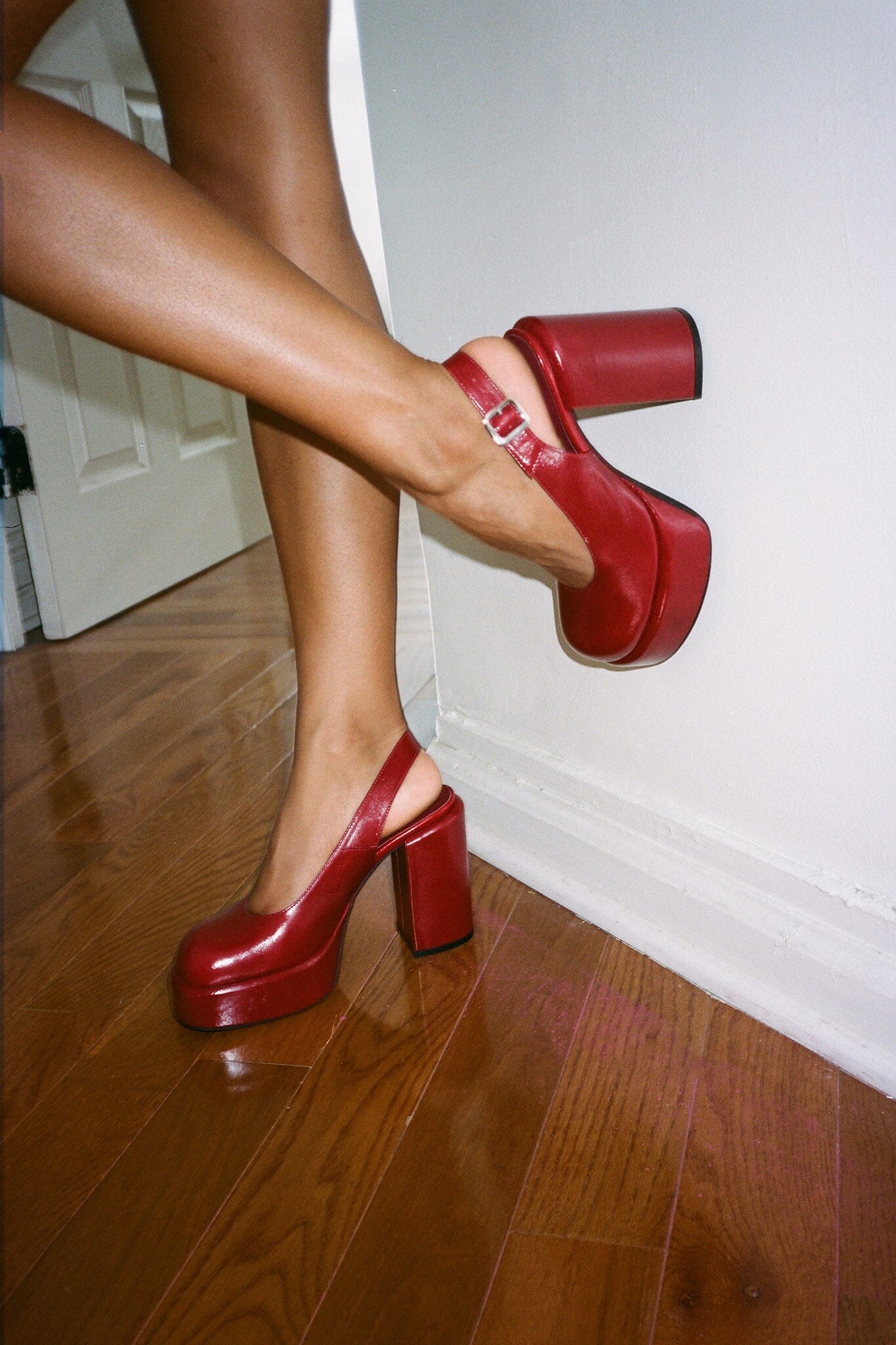 Jeffrey Campbell 70s high quality platform