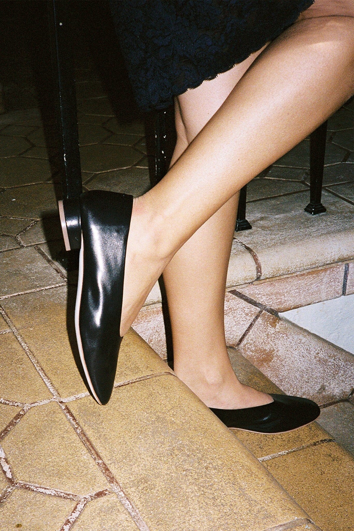 TRUSTEE Jeffrey Campbell Kitten Heel Black
